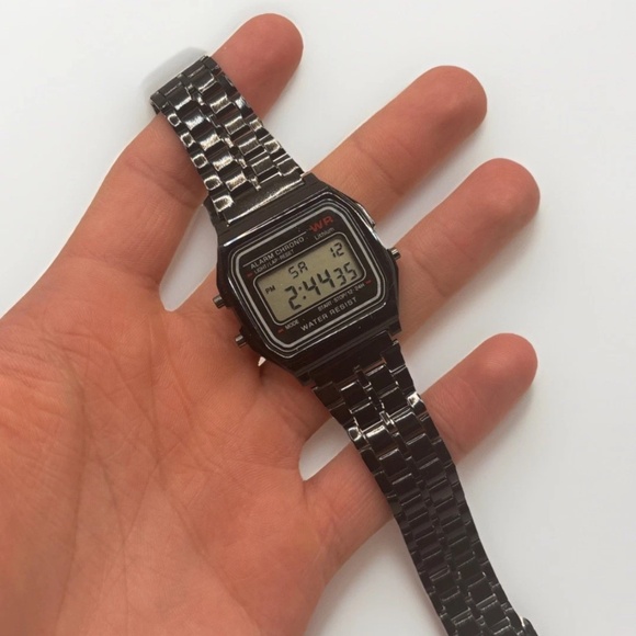 Y2K Vintage Black Digital Watch Adjustable Stainless Steel Unisex - Picture 2 of 6